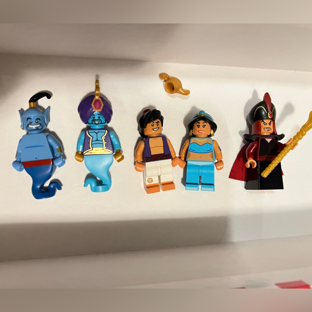LEGO Disney Aladdin Minifigure Collection